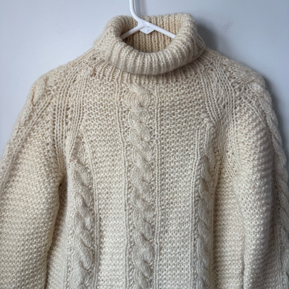 B. Altman Vintage wool cable knit fisherman sweater cream made in Greece - Picture 2 of 6